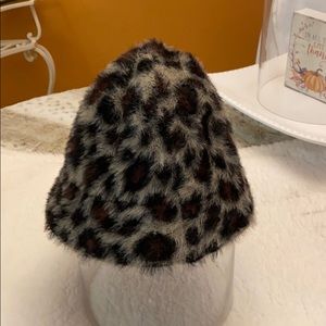 Animal print faux fur hat